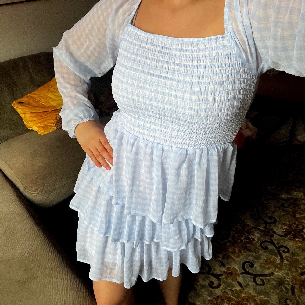NWT small light blue checkered puff sleeve dress
